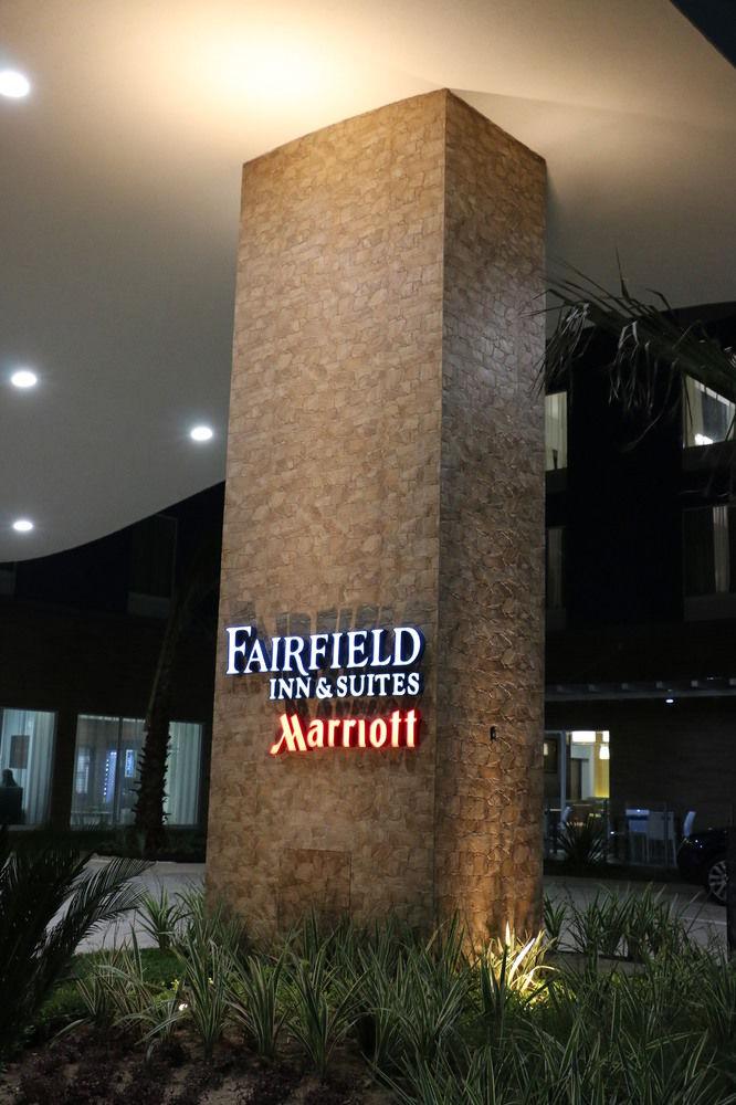 Fairfield Inn & Suites By Marriott كواتزاكوالكوس المظهر الخارجي الصورة