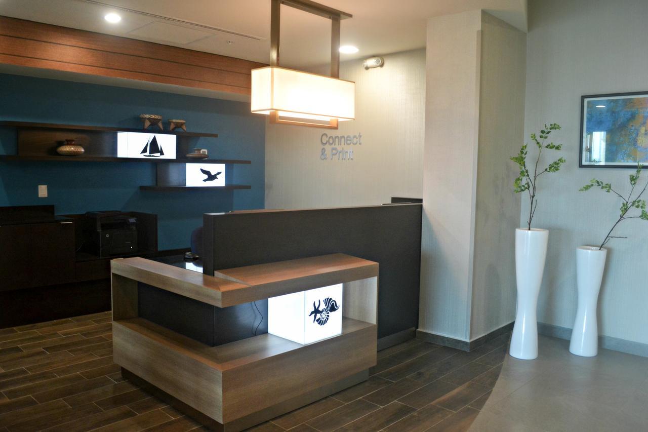 Fairfield Inn & Suites By Marriott كواتزاكوالكوس المظهر الخارجي الصورة