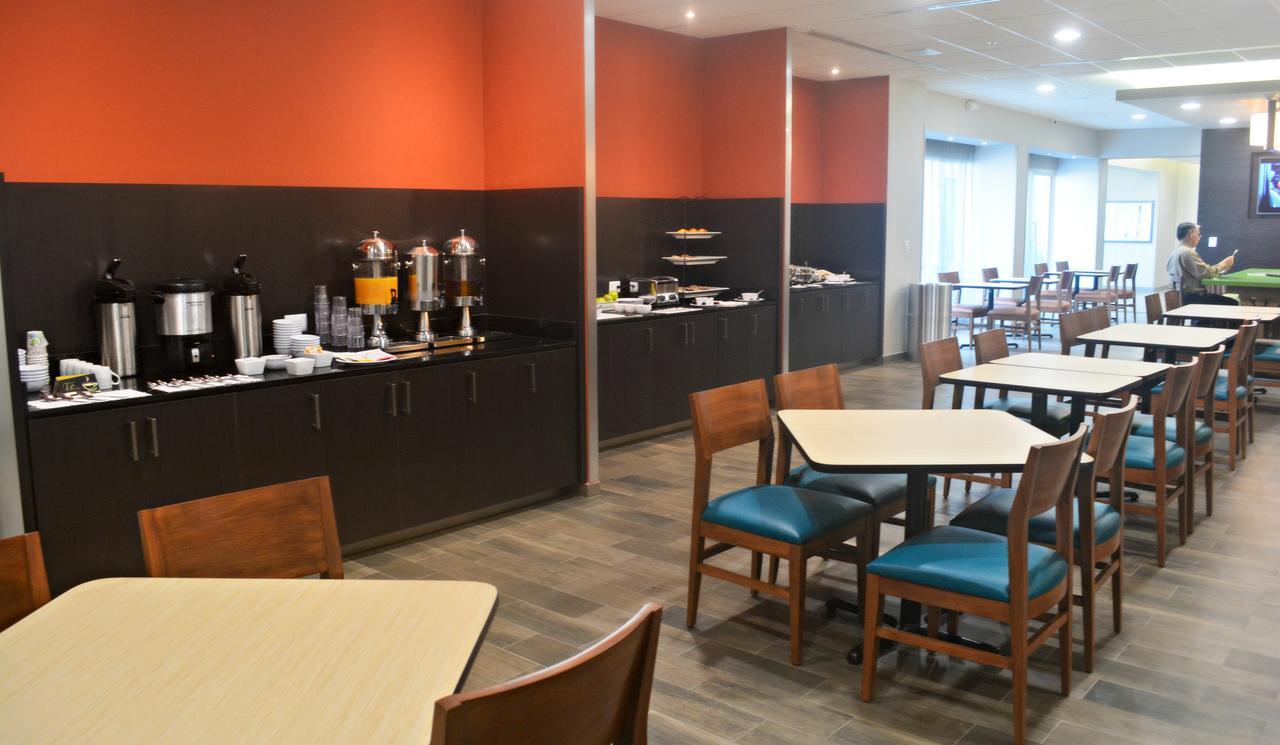 Fairfield Inn & Suites By Marriott كواتزاكوالكوس المظهر الخارجي الصورة