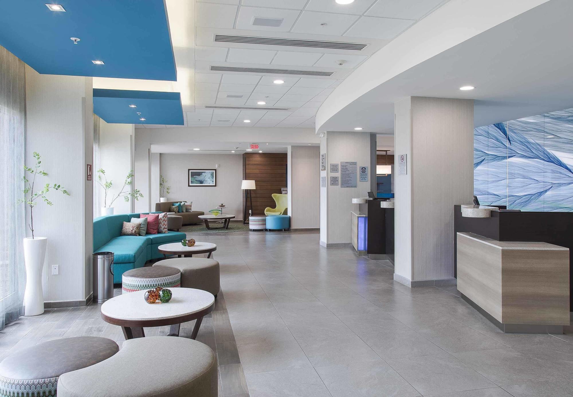 Fairfield Inn & Suites By Marriott كواتزاكوالكوس المظهر الخارجي الصورة